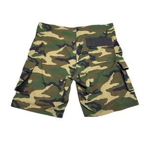 Red Dragon Apparel Co Men’s Camo Board Shorts — Size 32